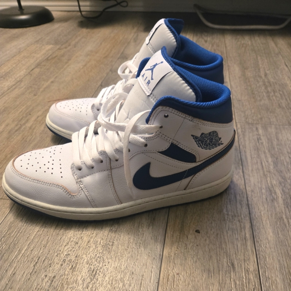 Jordan se Mid industrial Blue